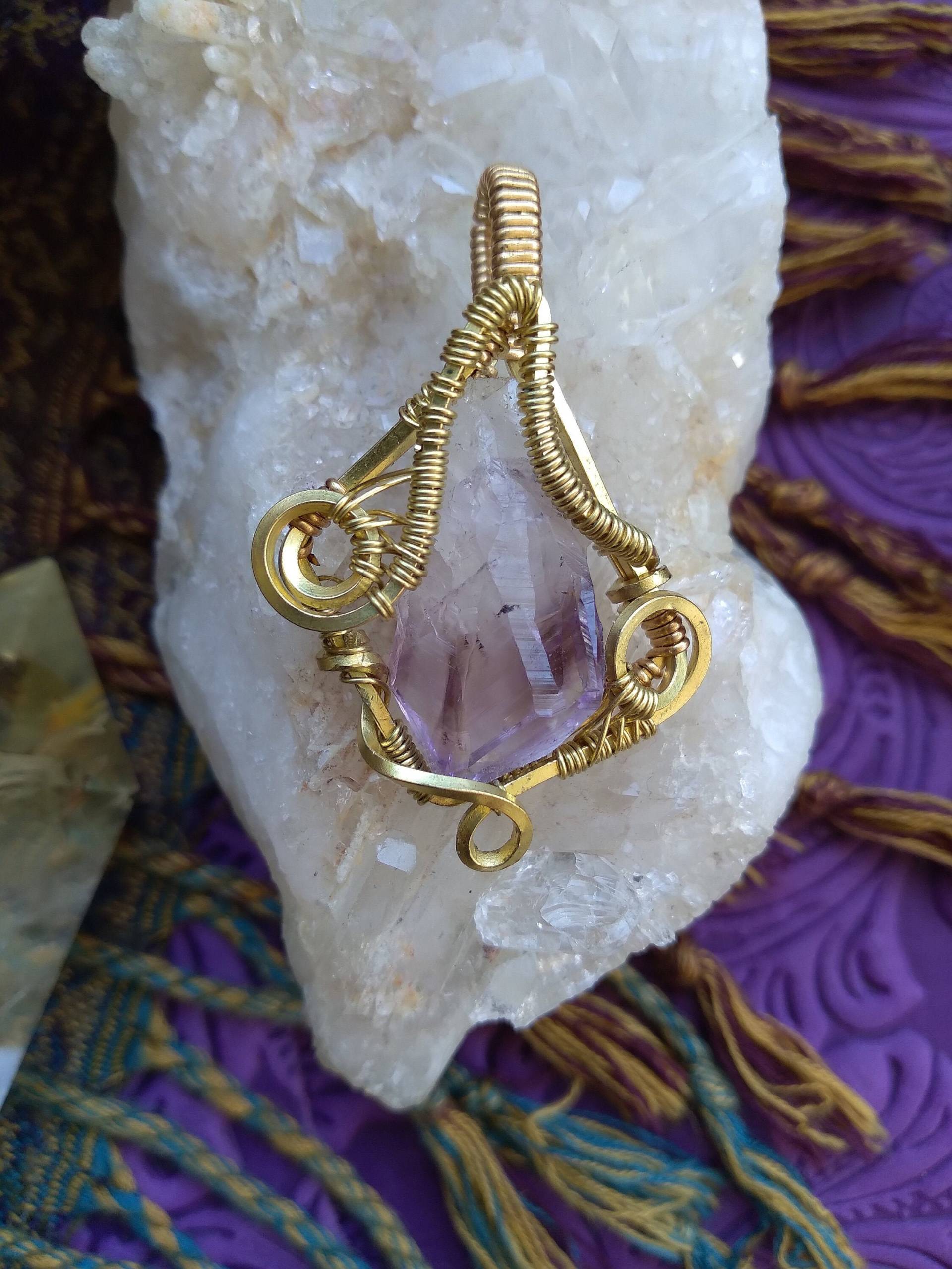Amethyst Kristall Edelstein Mini Kupfer Draht Gewickelt Anhänger, Draht Halskette, Schlichter Heildraht Schmuck, Drahtkunst Amethyst Kristall Edelstein Mini Kupfer Draht Gewickelt Anhänger, Draht Halskette, Schlichter Heildraht Schmuck, Drahtkunst von AngelFireWire