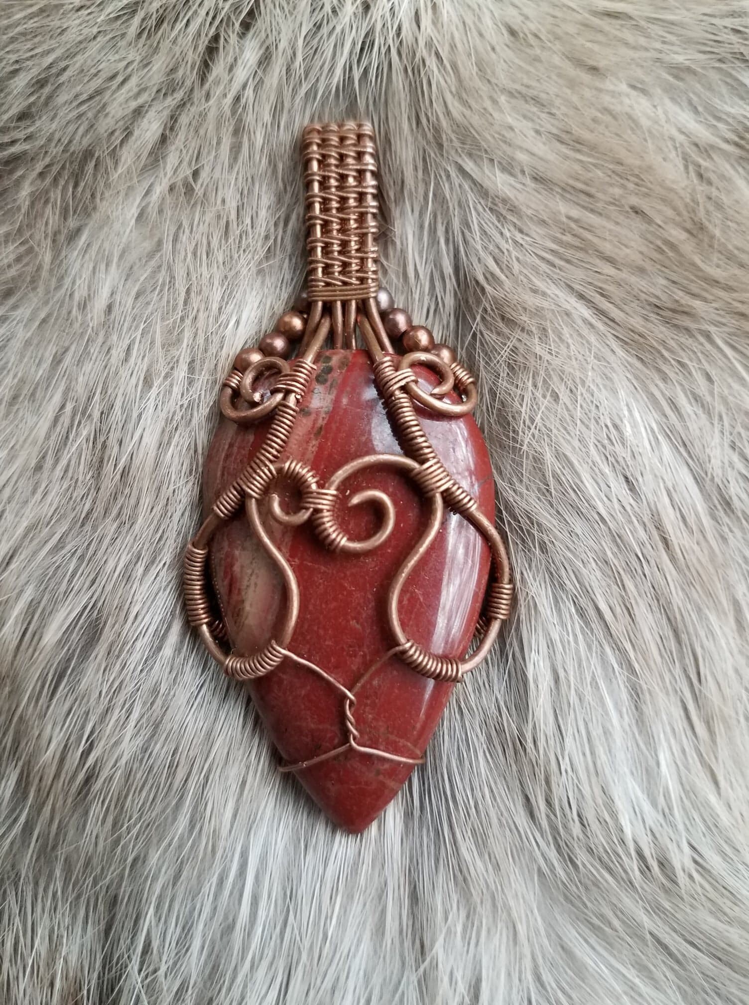 Roter Jaspis Draht Wrap Anhänger, Stein Kunst Heilung Halskette Schmuck, Fantasy Drahthalskette Roter Jaspis Draht Wrap Anhänger, Stein Kunst Heilung Halskette Schmuck, Fantasy Drahthalskette von AngelFireWire