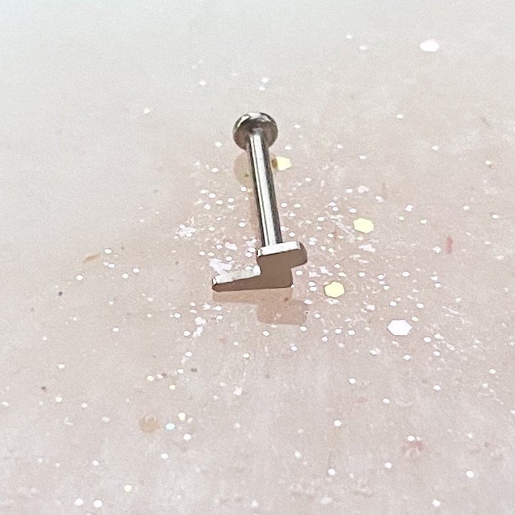 Fadenloses Titan Lightning Bolt Labret in 16G Und 3/8", 5/16" Oder 1/4" Für Medusa, Monroe, Cartilage, Wohnung, Tragus Piercings." Fadenloses Titan Lightning Bolt Labret in 16G Und 3/8", 5/16" Oder 1/4" Für Medusa, Monroe, Cartilage, Wohnung, Tragus Piercings." von IrisPiercingJewelry