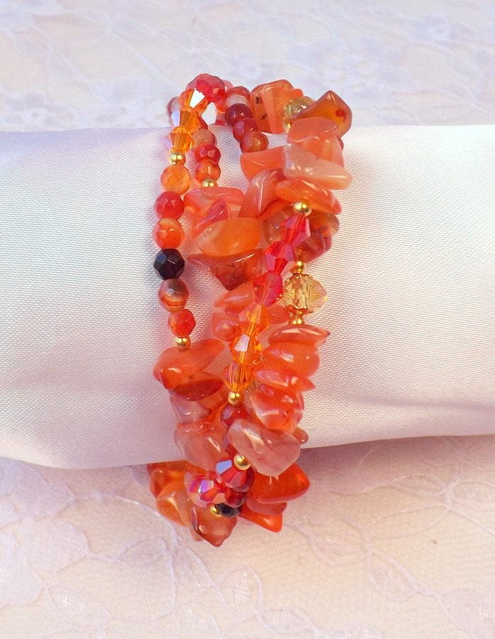 Wunderschönes Herbst Joy Gedrehtes Dreistrang Karneol Und Roter Achat Armband von AngelRoseDesign