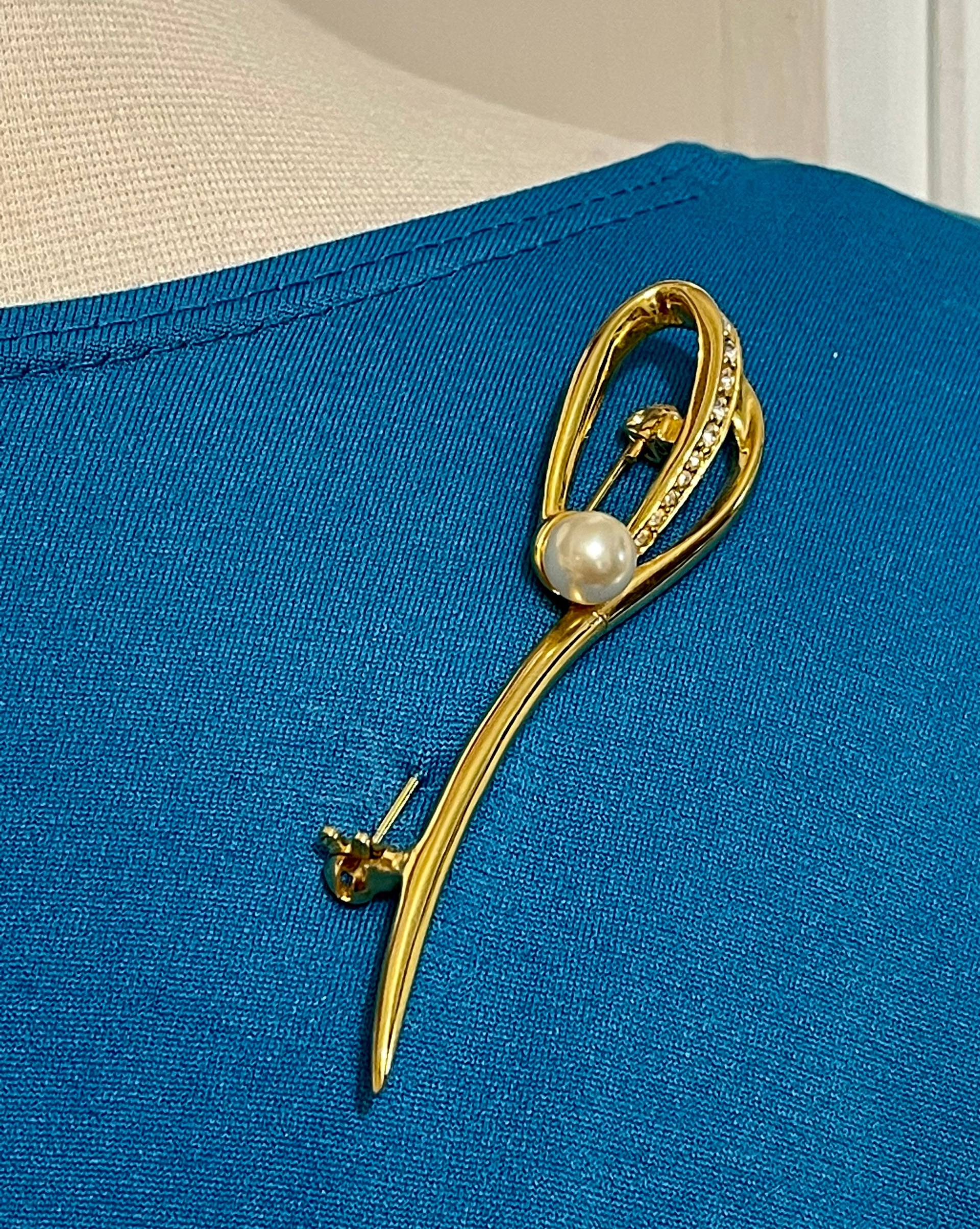 Perlenbrosche Mit Strass Akzenten. Goldfarbene Statement Coat Pin. Secret Santa Twenty Dollar Geschenk Boxed Perlenbrosche Mit Strass Akzenten. Goldfarbene Statement Coat Pin. Secret Santa Twenty Dollar Geschenk Boxed von AngelicBeaders