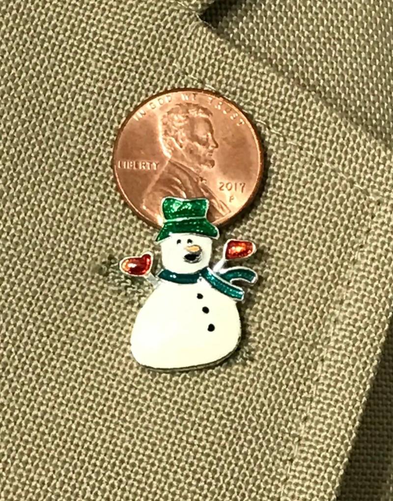 Vintage Emaille Schneemann Anstecknadel Weihnachten Urlaub Schmuck von AngelicBeaders