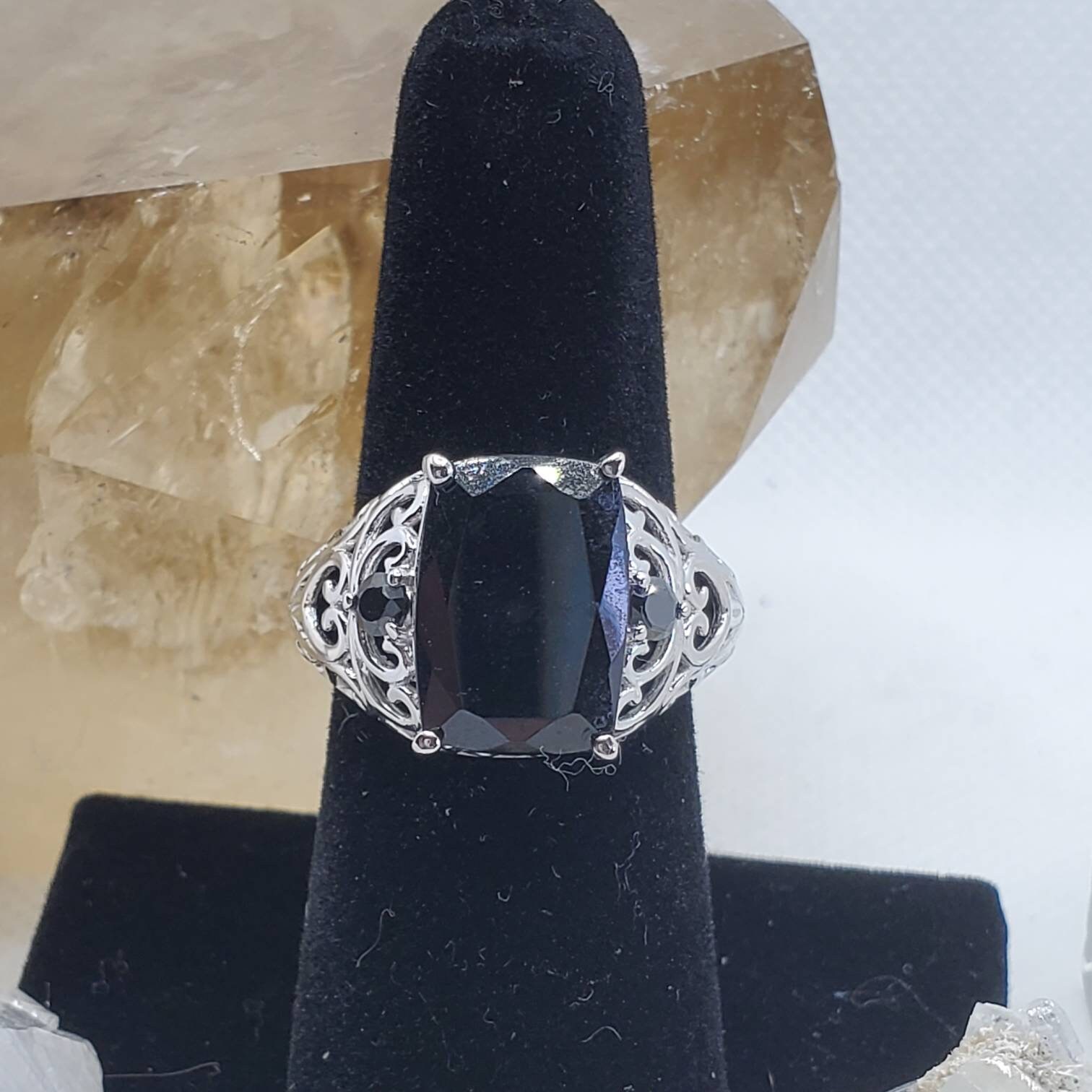 Shungit Smaragd Schliff 5.2 Kt Statement Ring Massiver Schutz von AngelicLightDesigns