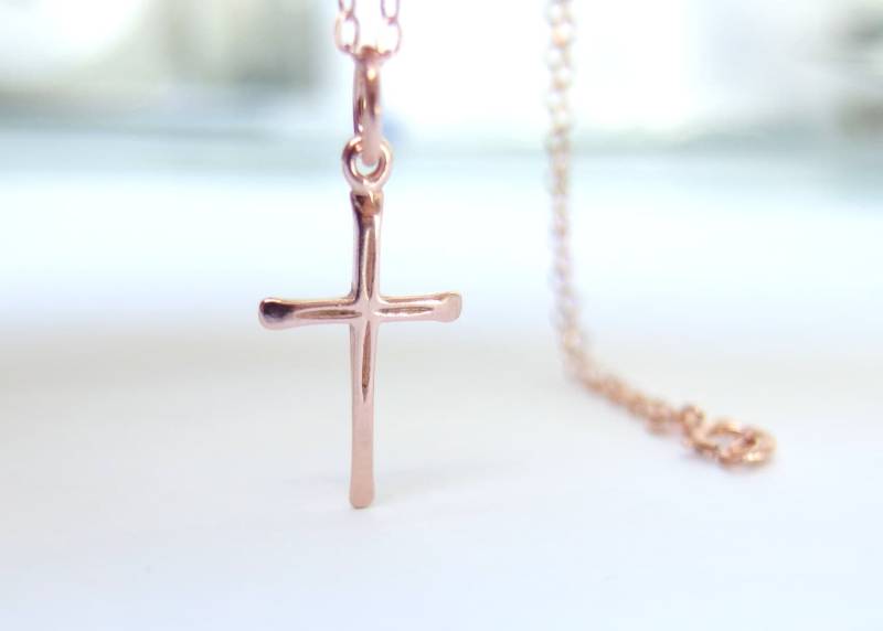 Rose Gold Kreuz Halskette Charme Anhänger Zierliche Einfache Religiöser Schmuck Layering von AngelicSpark