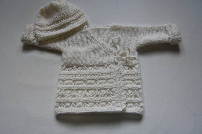 Baby Garnitur Taufkleidung Taufe Set Taufe-Outfit. Weiß Mit Mütze, Größe 3-6 Monate von AngelikasNest