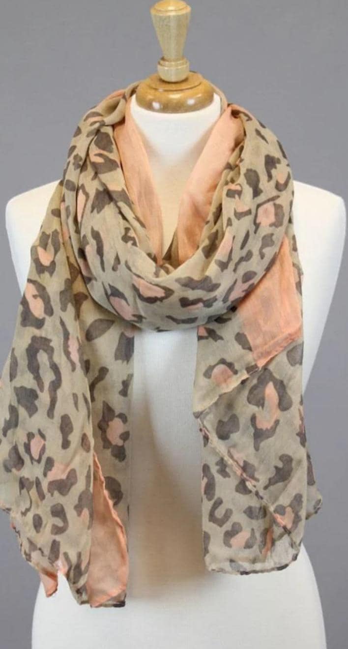 Pfirsich Leoparden-Schal Leichter Schal Aus Baumwoll-Polyester-Mischung von AngelinaAccessories
