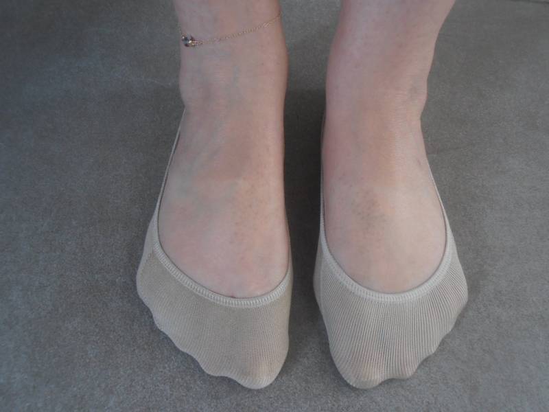 Sandbeige Baumwollmischung Füßlinge Mittlere Unsichtbare Socken von AngelinaAccessories
