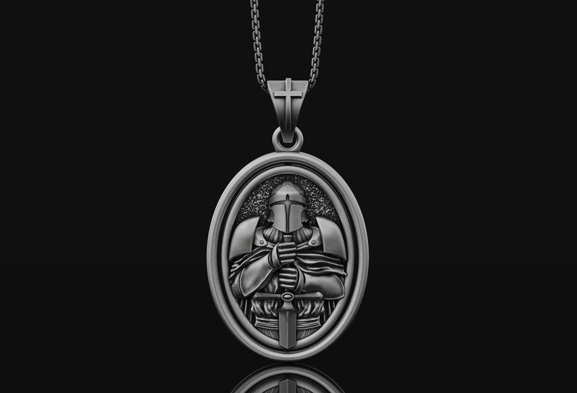 Rotierende Kreuzritter Halskette Christian Templar Ritter Mittelalter Schmuck Geschenk Für Ihn 925 Sterling Silber Gold von AngeliosJewelry