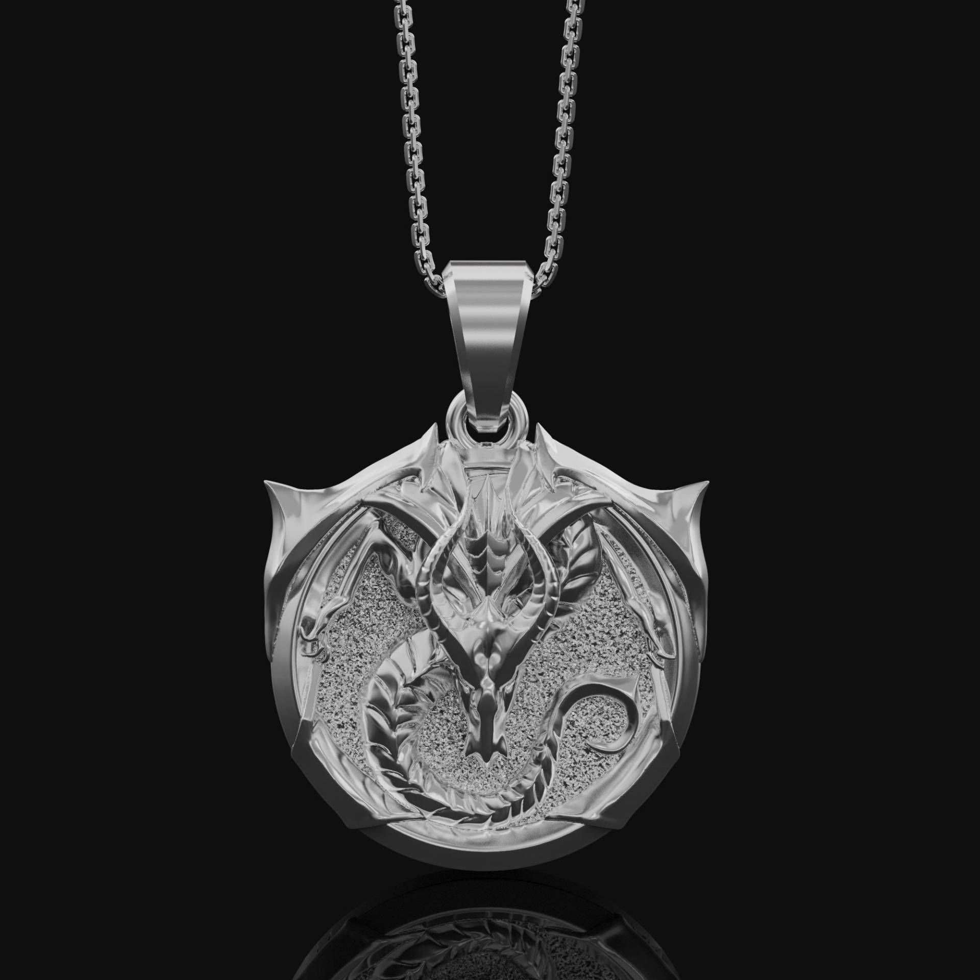 Silber Drache Anhänger Personalisierte Geschenk Für Freund Mythologie Schmuck Fabelwesen Vier Finish Männer Krieger Amulett von AngeliosJewelry