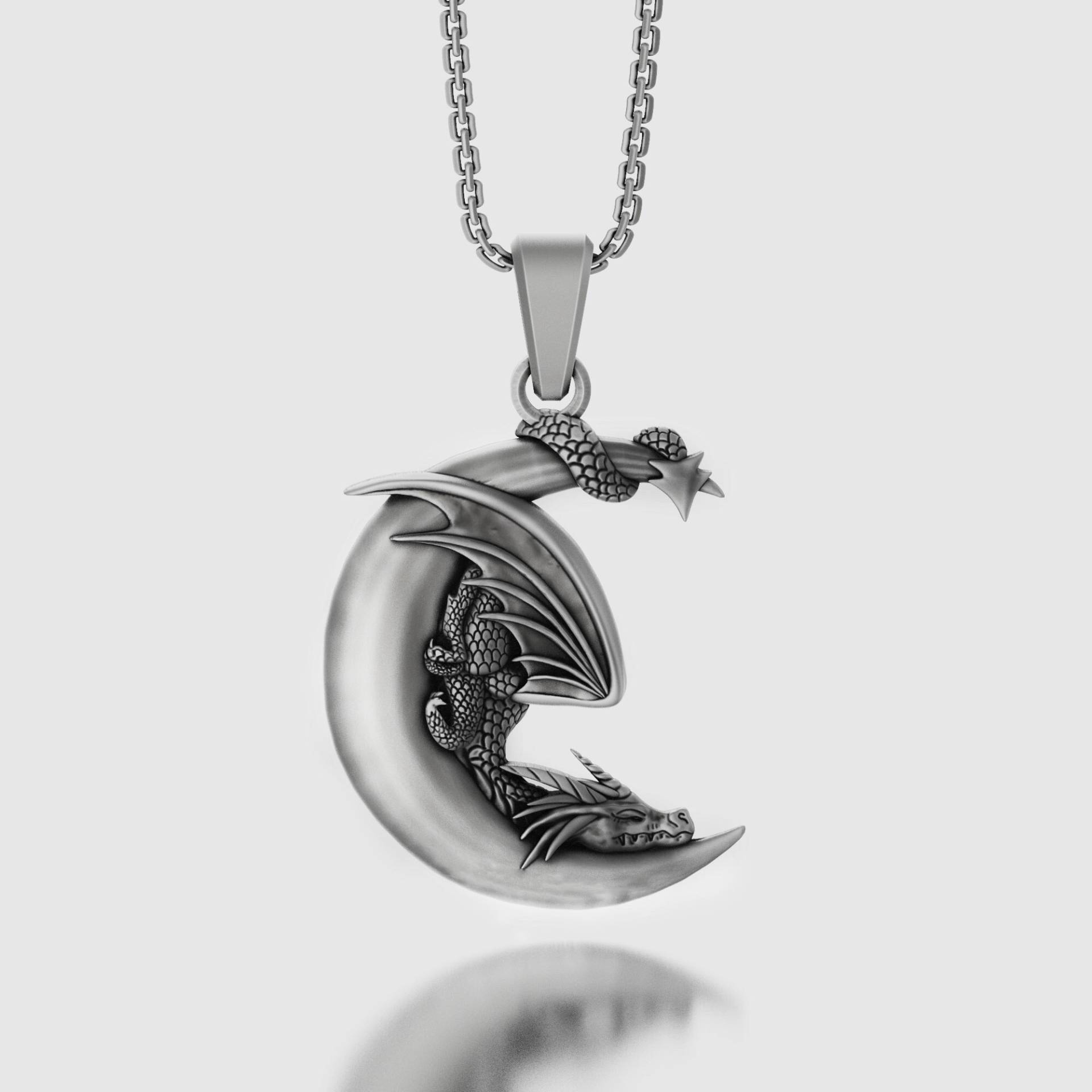 Silber Mond Und Drachen Halskette, Fantasy Schmuck, Halbmond Anhänger, Fabelwesen, Unisex Anhänger Geburtstag, Gedenkgeschenk von AngeliosJewelry