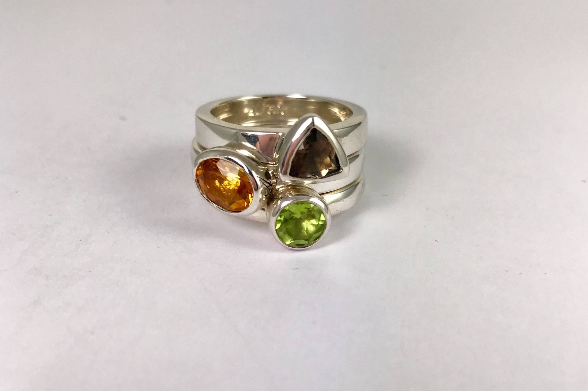 stapelringe Mit Halbedelstein, Rauchquarz, Citrin & Peridot. Silber 925 Gepunzt von Angeliquejewel