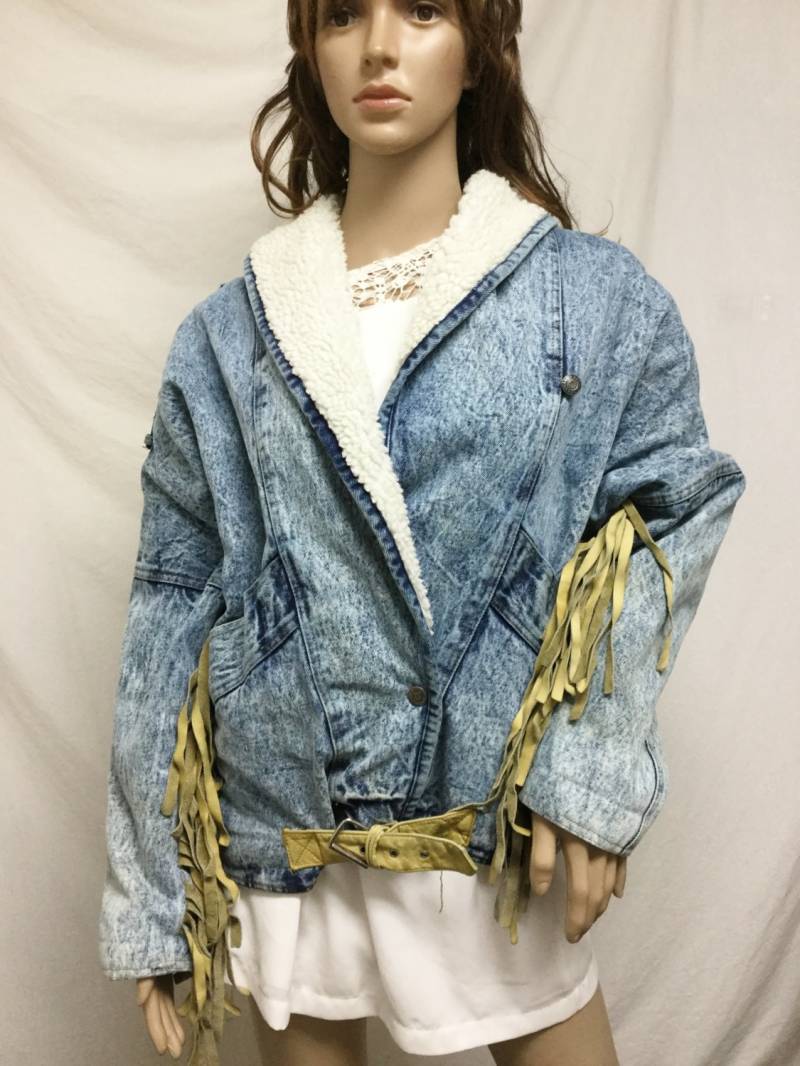 Acid Washed Denim Jacke, Jeans, Leder, Fransen, Mantel, Jacke, Wild Blues, Medium von AngelsAboundUs