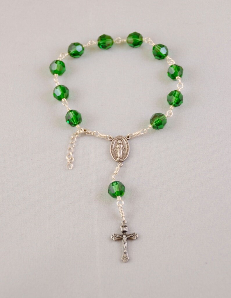 Dark Moss Green Swarovski 8mm Crystal Sterling Silber Verstellbar Wrapped Rosenkranz Armband #6B von AngelsTouchRosaries