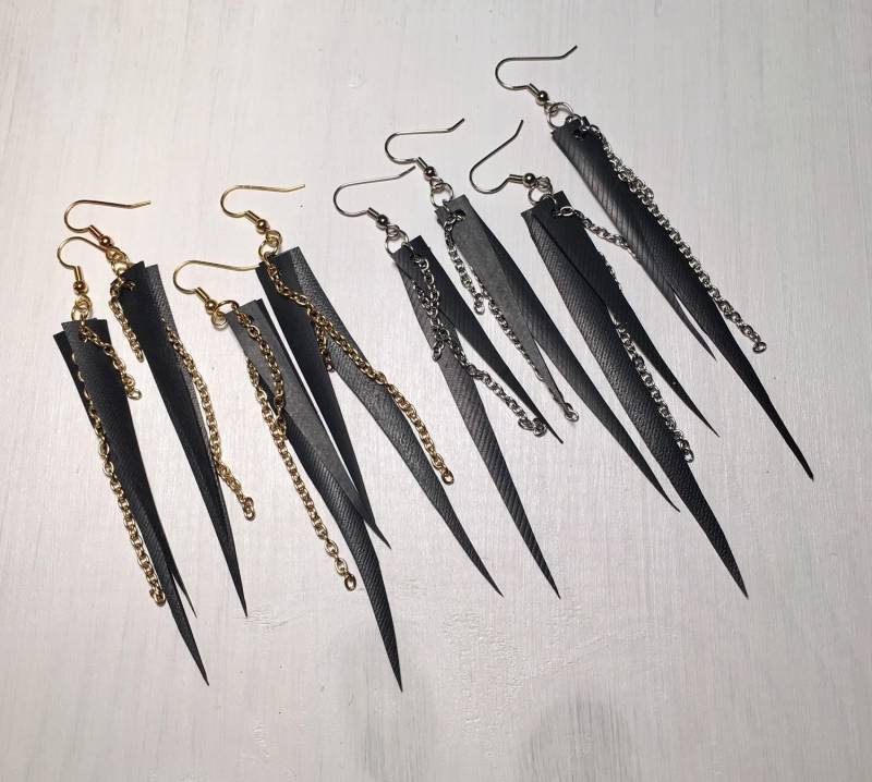Gummi Und Silber Kettenohrringe/Schwarze Fransenohrringe Fahrrad-Schlauchohrringe von AngelutiJewelry