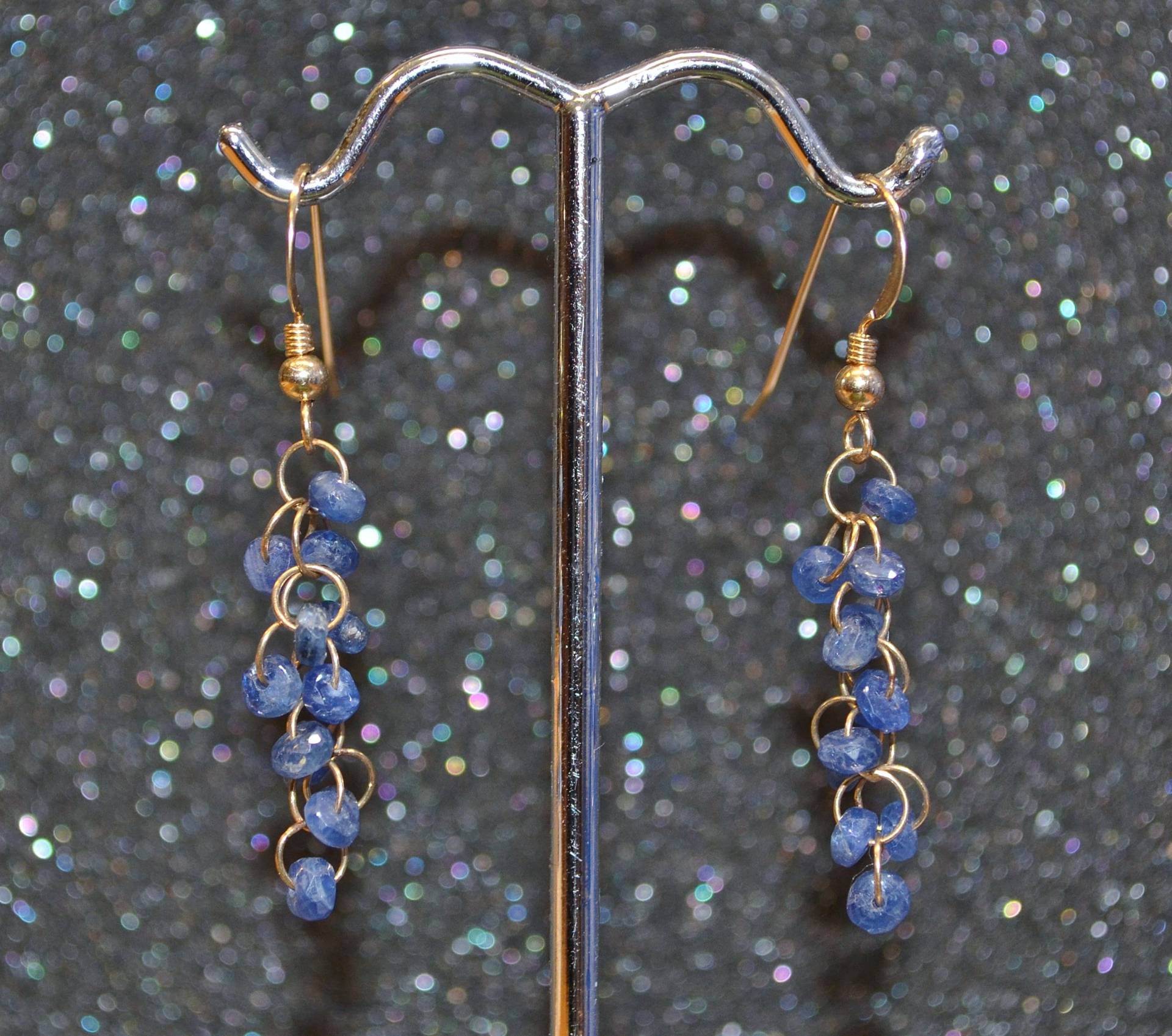 Echte Blaue Saphir Facettierte Fuzzy Rondelle Ohrringe, Sterling Oder Goldfill, Du Wählst Zierliche Schlichte September Geburtsstein Kaskaden Echte Blaue Saphir Facettierte Fuzzy Rondelle Ohrringe, Sterling Oder Goldfill, Du Wählst Zierliche Schlichte September Geburtsstein Kaskaden von AngelwearCreations