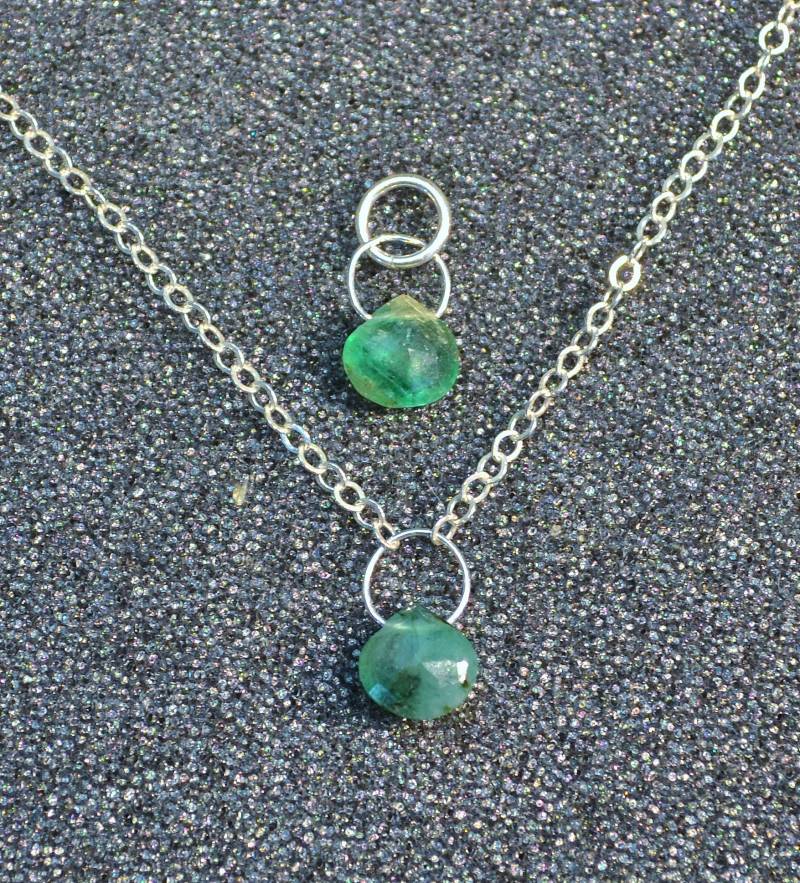 Echte Smaragd Facettierte Briolette Halskette Oder Anhänger, Wählen Sie Zierlicher Minimaler Schlichter Grüner Mai Geburtsstein in Sterling Silber von AngelwearCreations