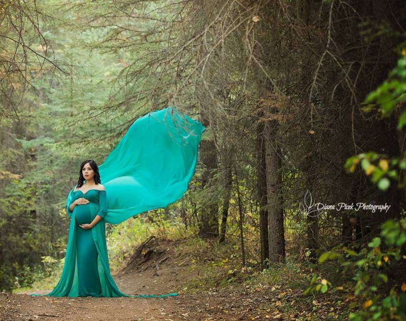 Teal Dove-Slimfitted Jersey/Double Attached/Detached Chiffon 90"-110"Train/Off Shoulder/Umstandskleid/Babyshowerkleid/Plus Größen von AngieKDesigns