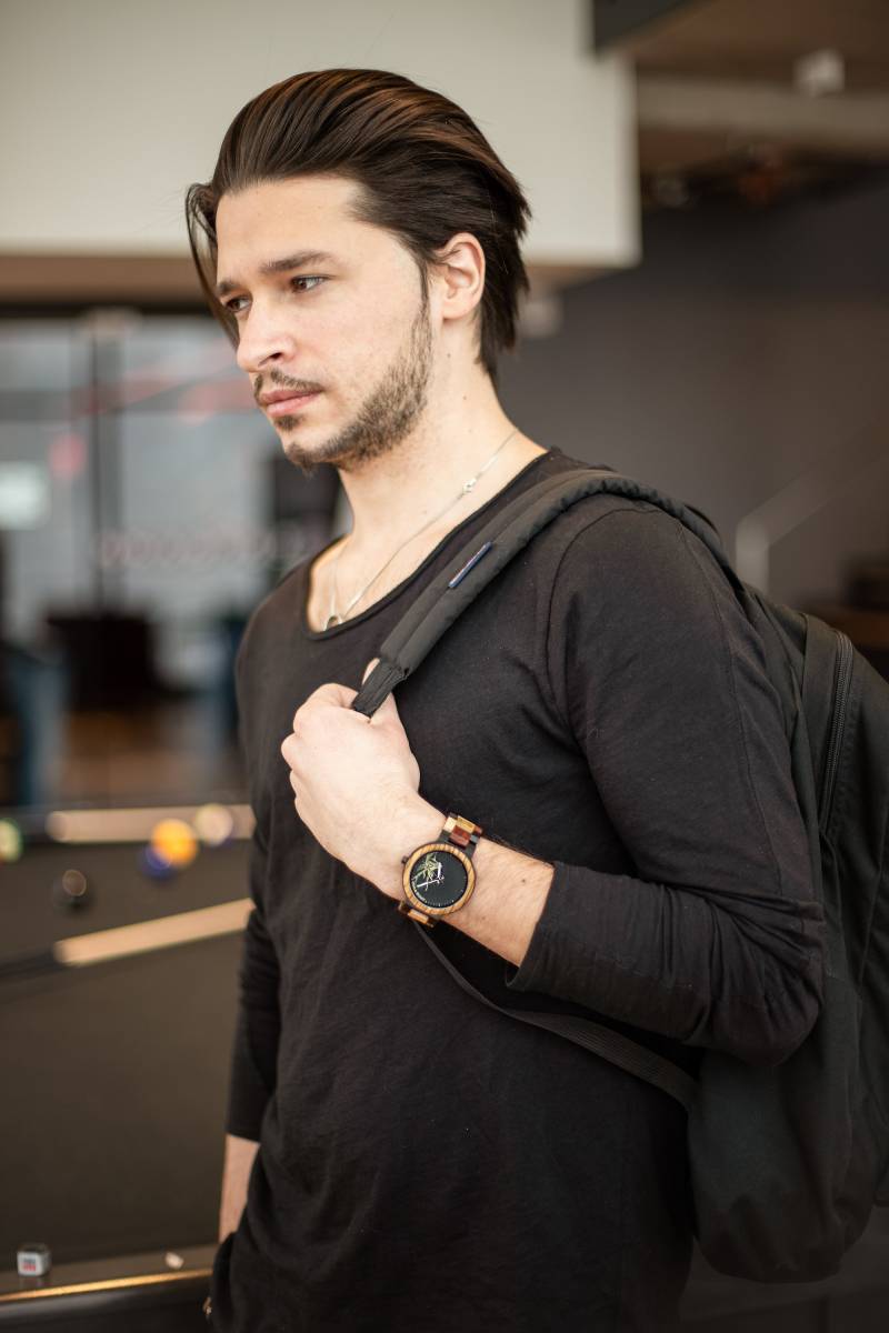 Gravierte Ebenholz Und Zebranoholz Herrenuhr Mit Multi-Holz-Armband, Personalisierte Holz Uhr(W139 von AngieWoodCreationsCo