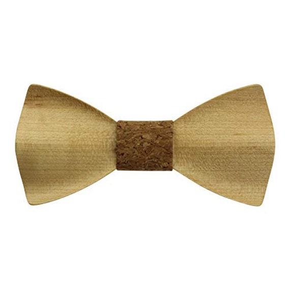 Gravierte Maple Solid Abgerundete Schmetterlingsfliege Mit Blau Gestreiftem Stoffzentrum | B1404, Hölzerne 3D-Fliege, 3D-Fliege von AngieWoodCreationsCo