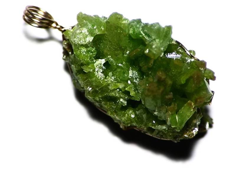Gold Roh Pyromorphit Kristall Cluster Halskette, Echte Schmuck, Rich Green Pyromorphite Anhänger | 121 Ct Seltene Geschenk von AngryTurtle