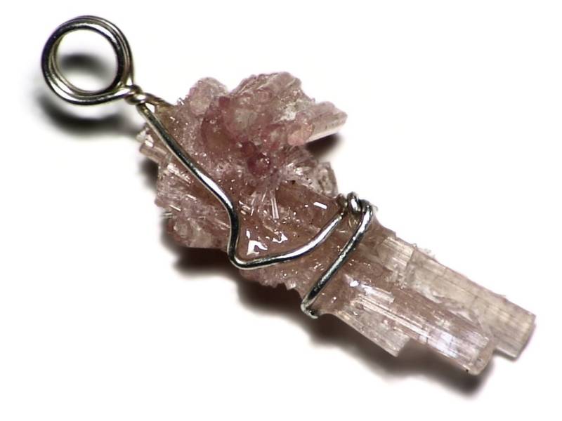 Rosa Turmalin Roh Halskette von AngryTurtle