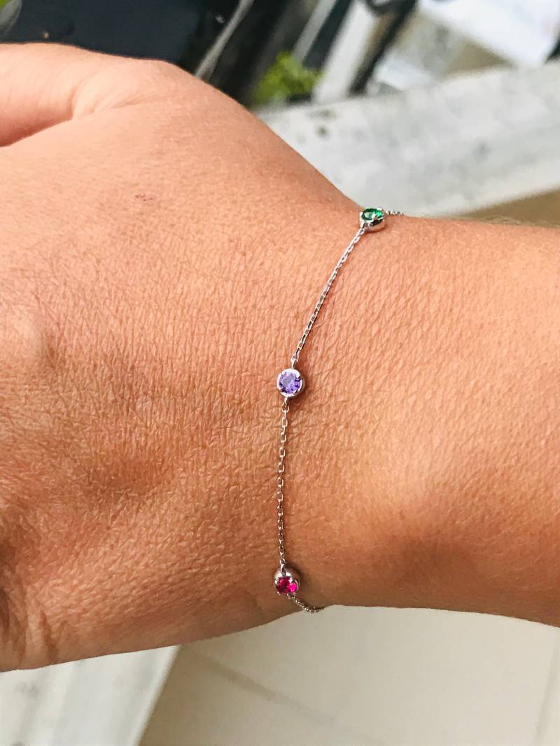 14K Weißgold Armband Geschenk Für Mutter, Weihnachtsgeschenk Geburtsstein Mütter, Familie Armband, Benutzerdefinierte von AniJewelryDesign