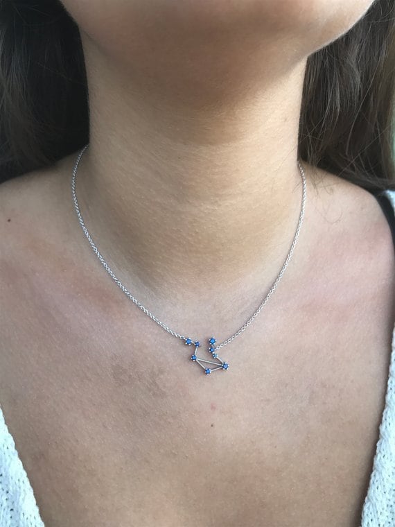 Waage Geburtsstein Gold Halskette, Celestial Sternzeichen Schmuck 14K Weihnachten Geschenk Sternbild Halskette von AniJewelryDesign