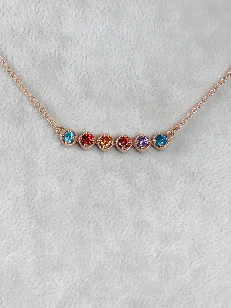 Weihnachtsgeschenk Familie Geburtsstein Halskette, Muttertag 14K Halskette Für Sie, Custom Gold Mama Weihnachtsgeschenk Familie Geburtsstein Halskette, Muttertag 14K Halskette Für Sie, Custom Gold Mama von AniJewelryDesign