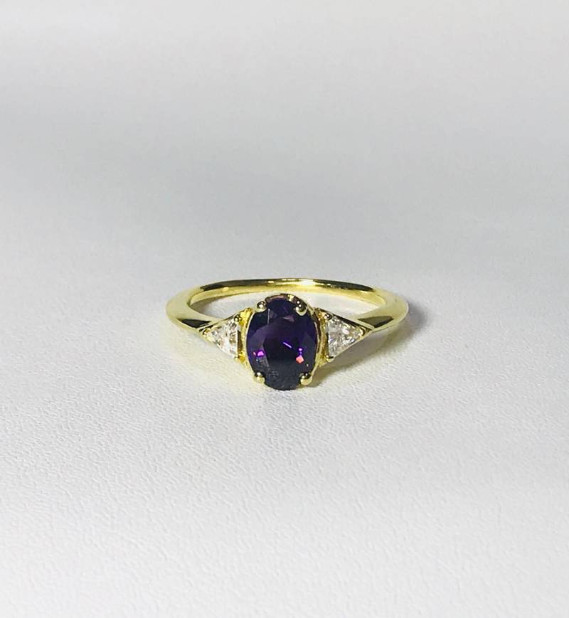 Weiß Gold Solitär Amethyst Ringe, Weihnachten Geschenk Dreieck Verlobungsring, Weihnachtsgeschenk Ring, Schmuck Für Mama von AniJewelryDesign