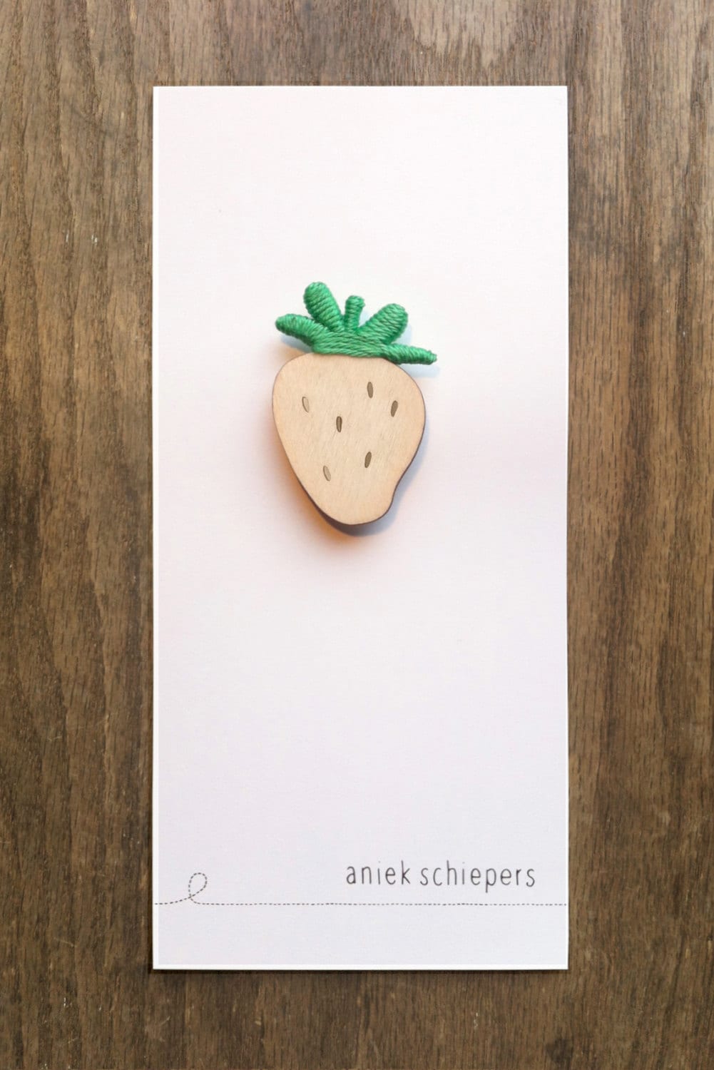 Erdbeerbrosche von AniekSchiepers