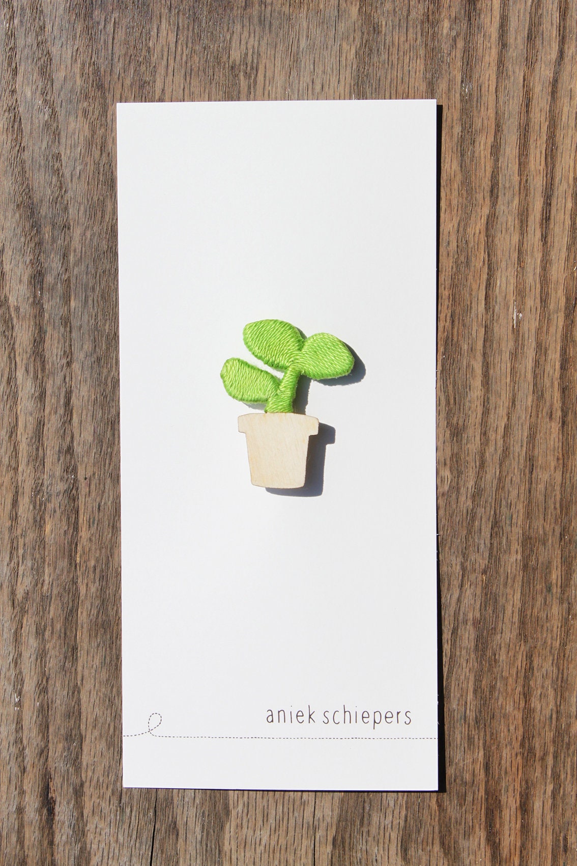 Pflanzenbrosche 01 von AniekSchiepers