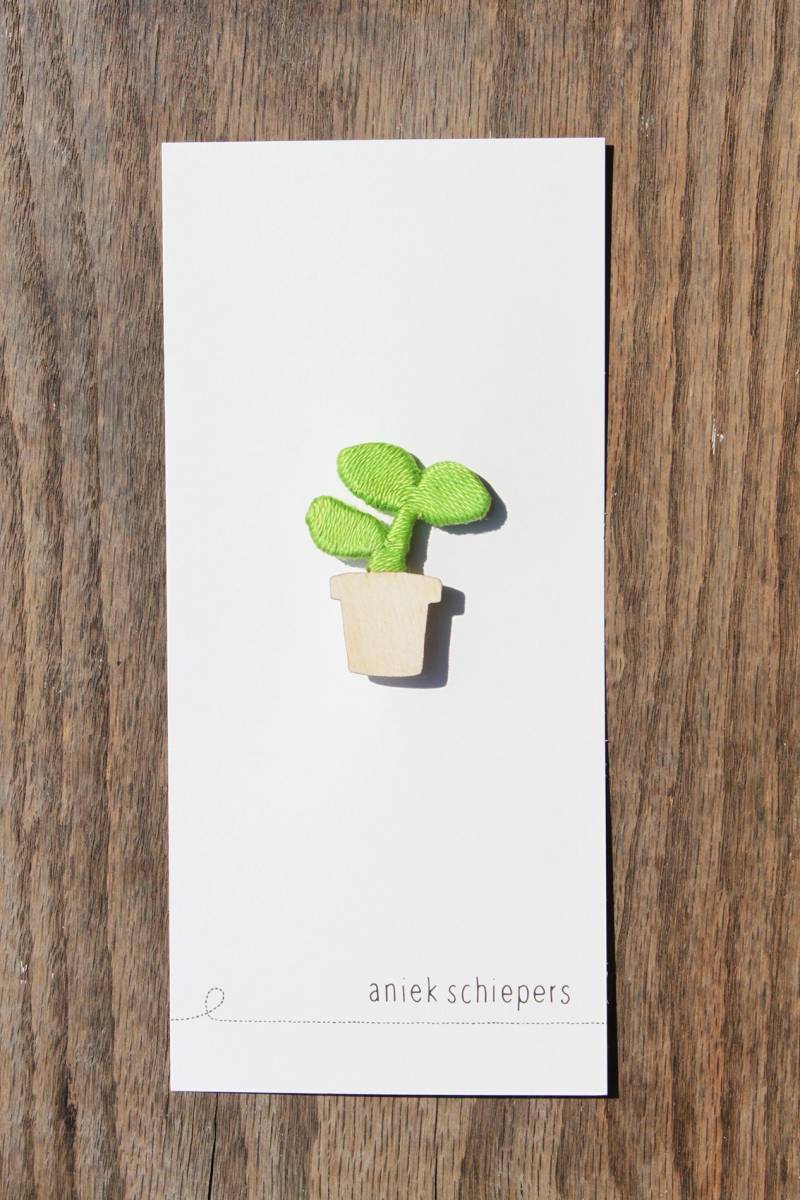 Pflanzenbrosche 01 von AniekSchiepers