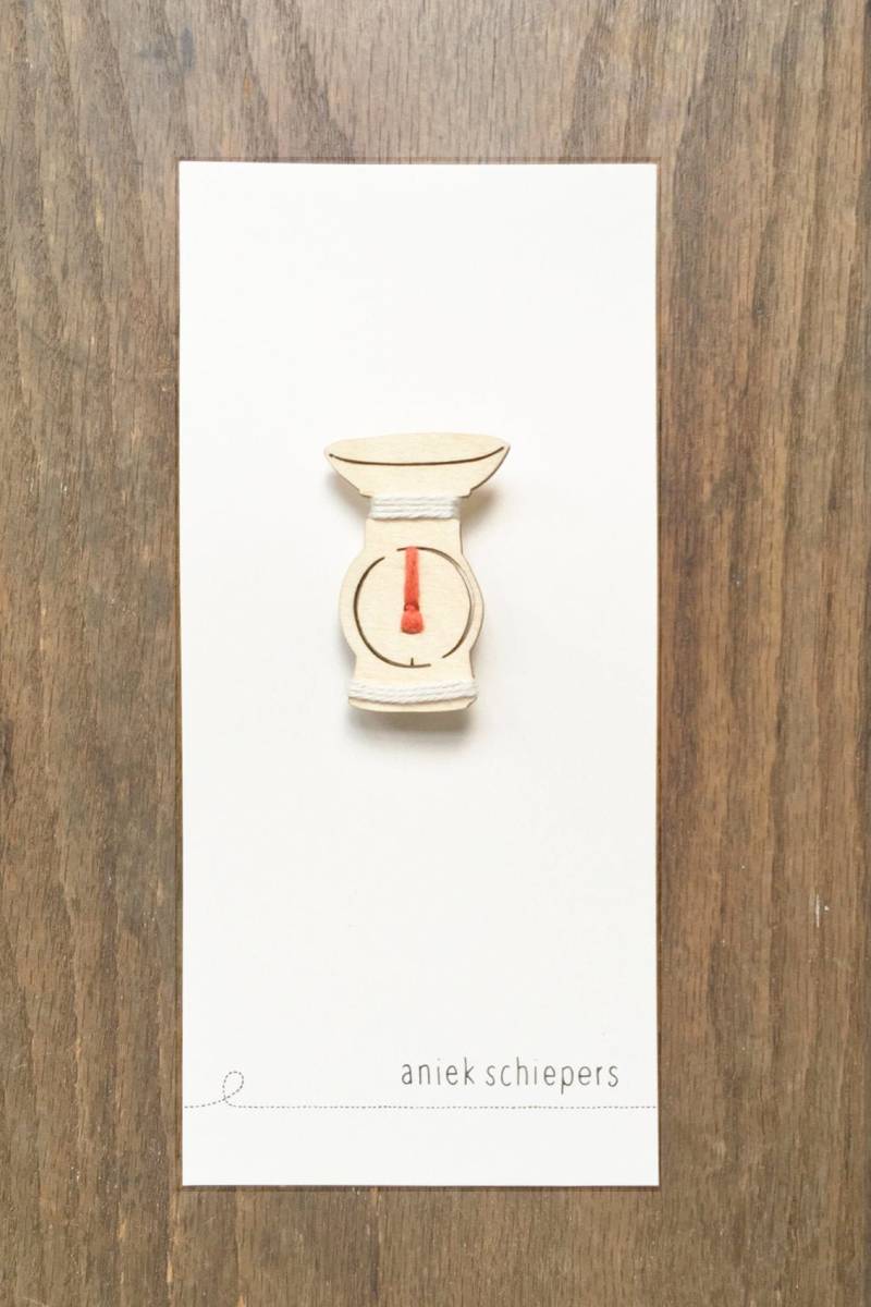 Schuppenbrosche von AniekSchiepers