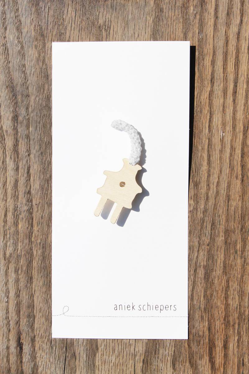 steckbrosche von AniekSchiepers