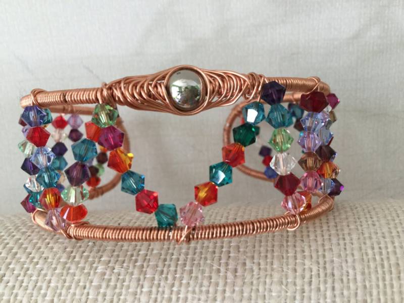 Kupferdraht Gewickelt Multicolor Qualität Swarovski Crystal Bicones Armband von AnimaGemsandJewels