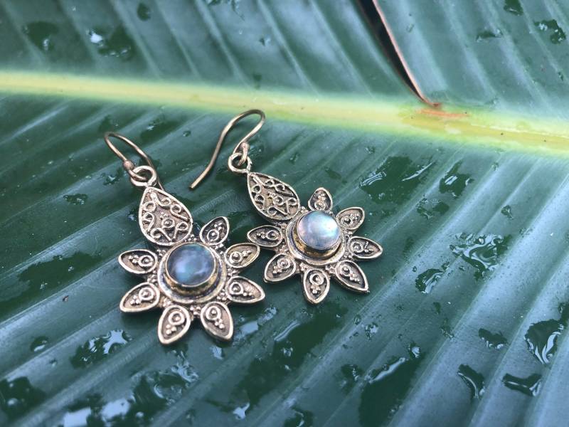 Ohrringe Aus Messing Mit Labradorit von AnimaMacrame