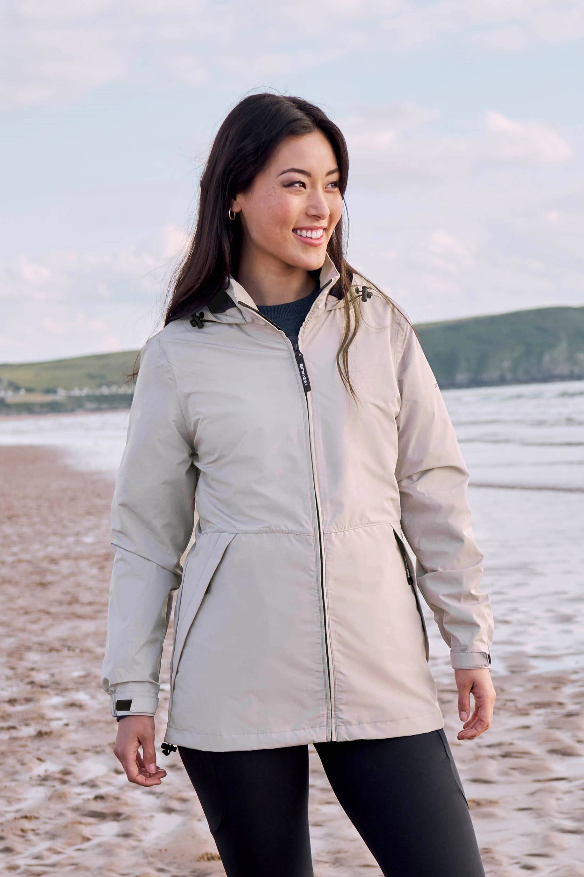 Pace Wasserdichte Damen-Regenjacke - Beige von Animal