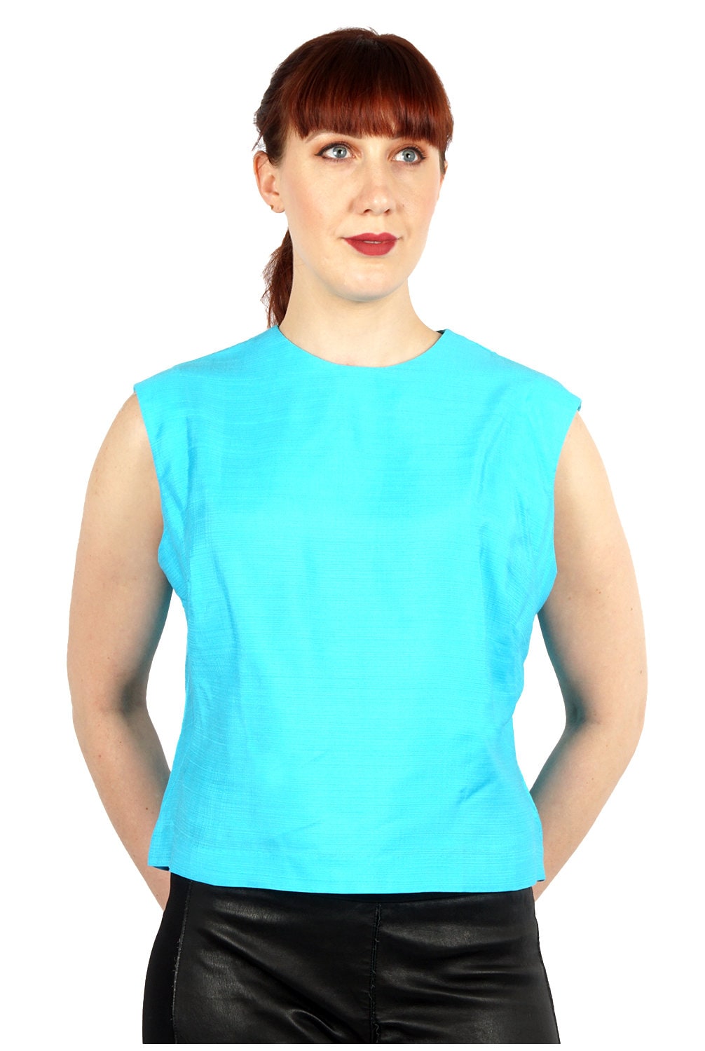 Vintage 1960S Aqua Blau Kurze, Ärmellose Bluse Mit Durchgeknöpftem Rücken Von Judy Bond | Mittel/Groß von AnimalHeadVintage