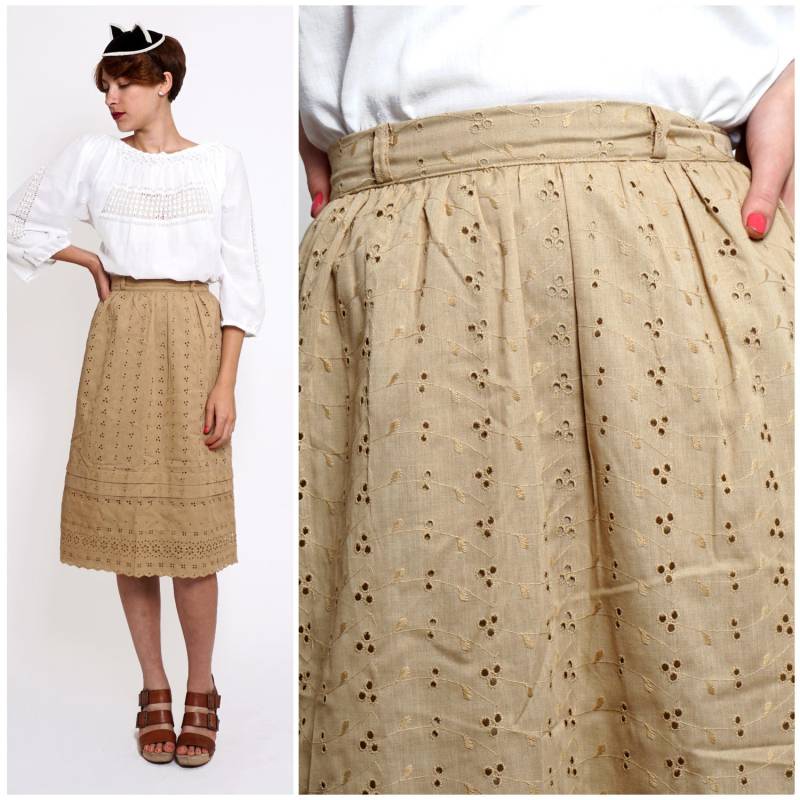 Vintage 50Er Jahre Hellbraun Beige Tiered Eyelet Midi Rock Von Lady Manhattan | Xs/Klein Vintage 50Er Jahre Hellbraun Beige Tiered Eyelet Midi Rock Von Lady Manhattan | Xs/Klein von AnimalHeadVintage