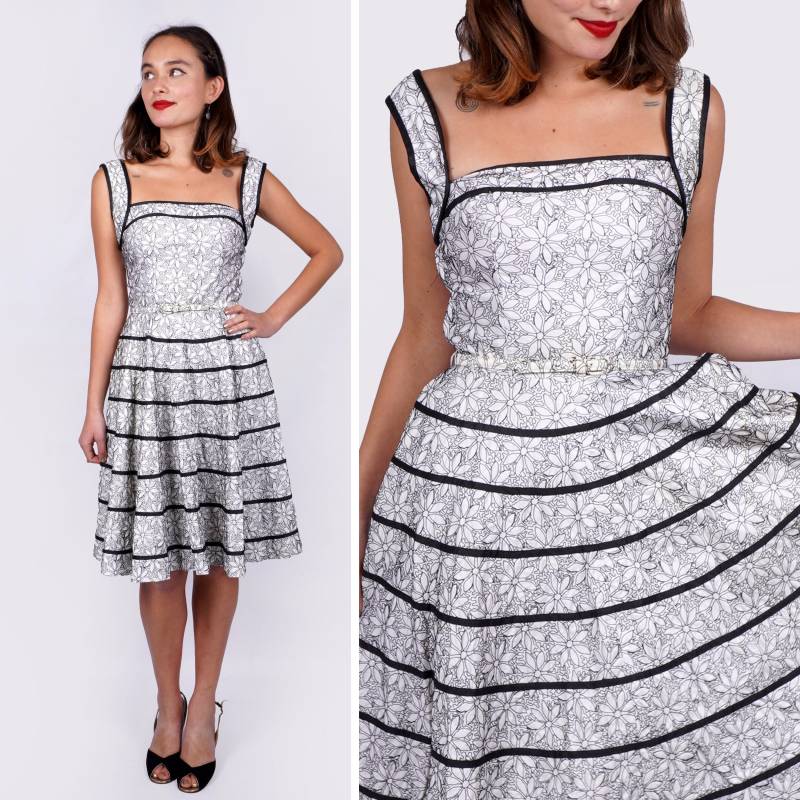 Vintage 50Er Jahre Schwarz Weiß Gestepptes, Besticktes, Florales Partykleid Mit Weitem Rock | S Vintage 50Er Jahre Schwarz Weiß Gestepptes, Besticktes, Florales Partykleid Mit Weitem Rock | S von AnimalHeadVintage