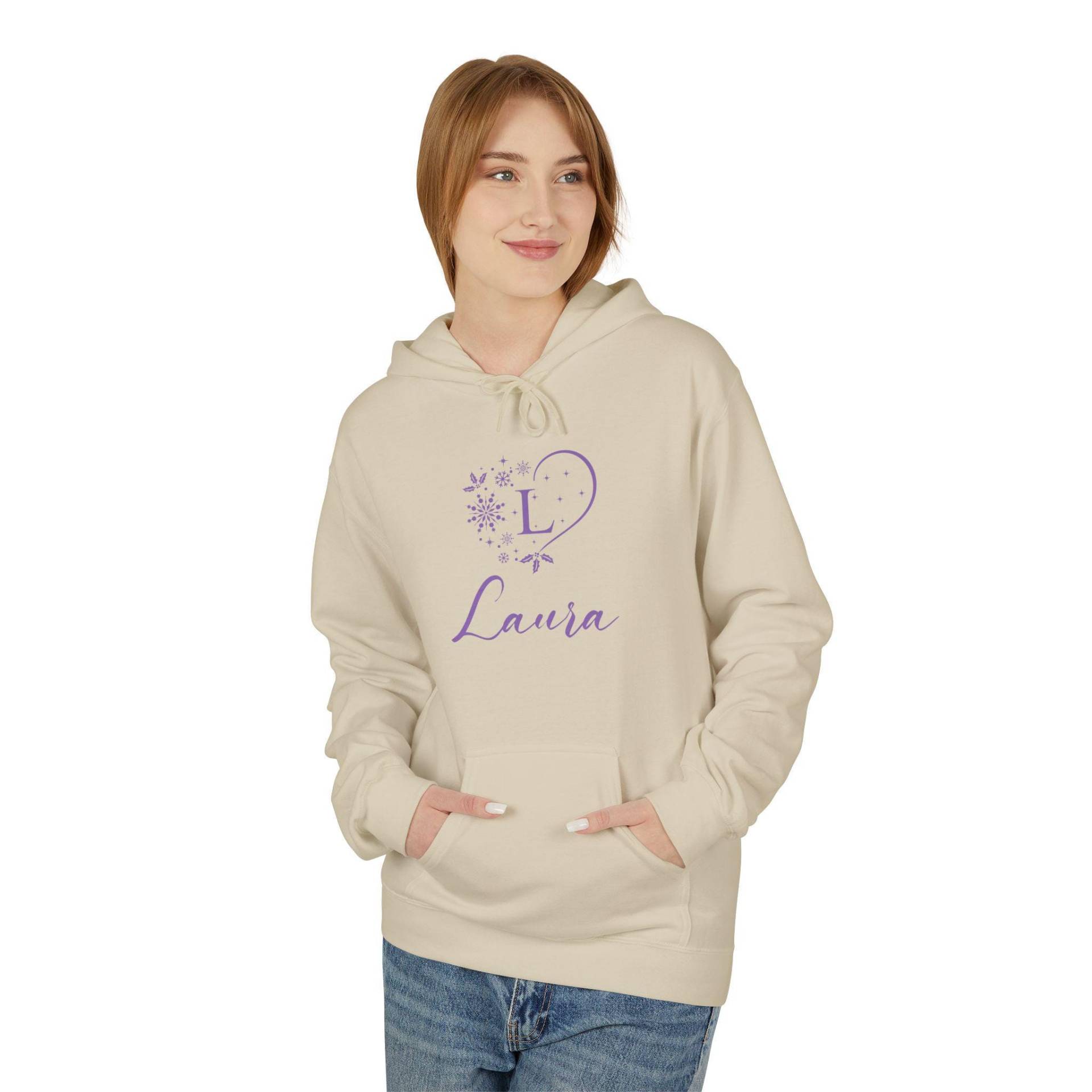 Snowflake Monogram P Initial Hoodie | Personalized Name Script von AnimaleDesign