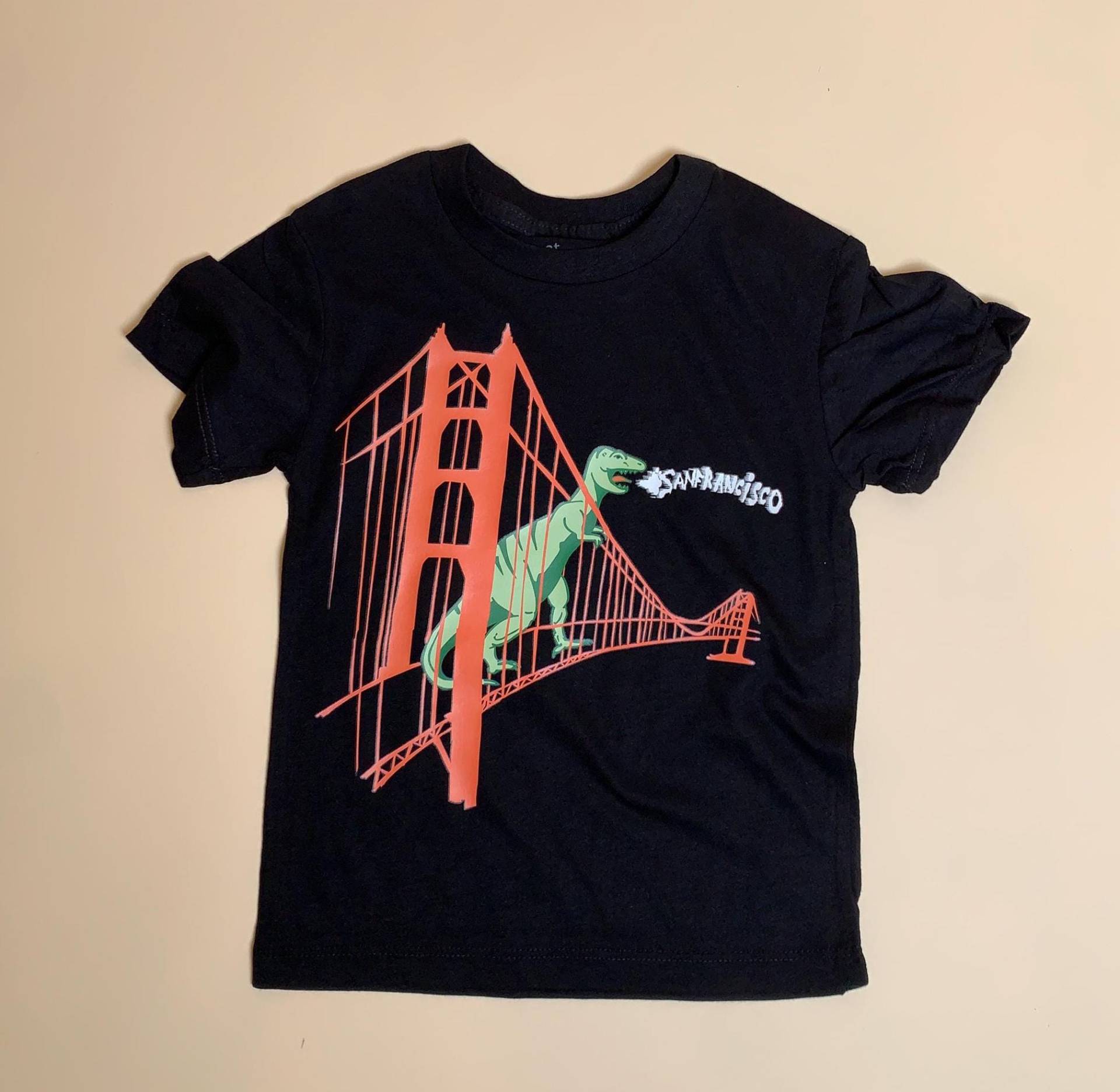 Dinosaurier Kleinkind Tshirt, Dino Illustration, T-Rex Golden Gate Bridge Shirt, Godzilla Kleidung, Weiches Schwarz, Tshirt von Animalinstinctsshop