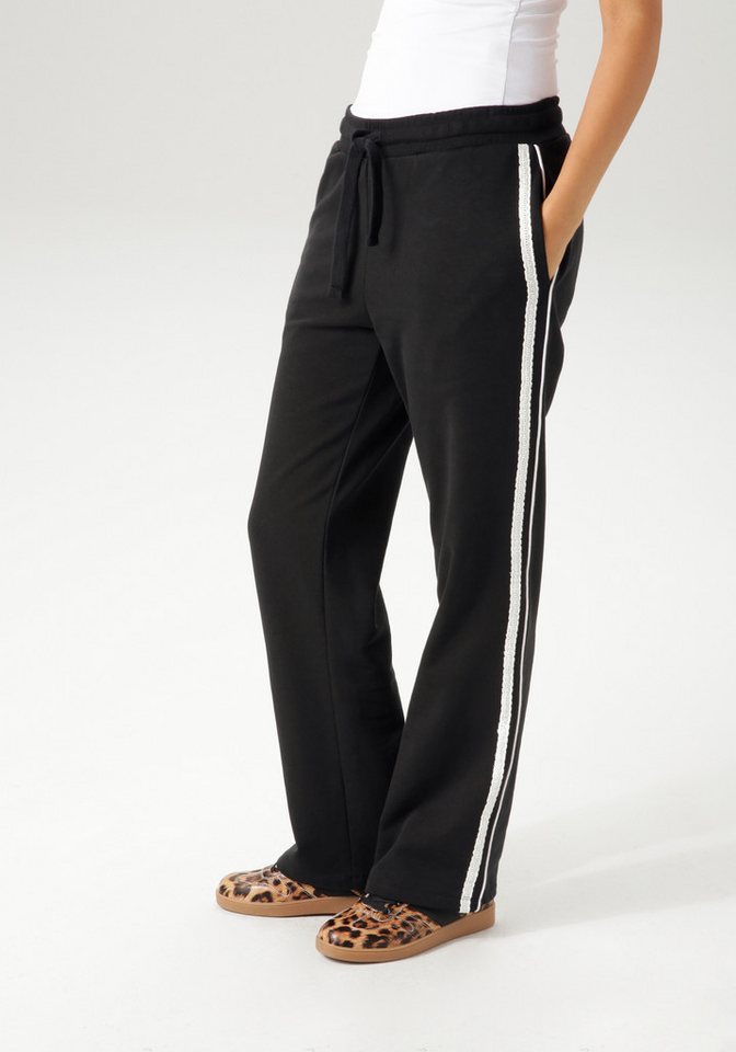 Aniston CASUAL Schlupfhose mit Spitzenband und Piping verzierte Seitennähte - NEUE KOLLEKTION von Aniston CASUAL