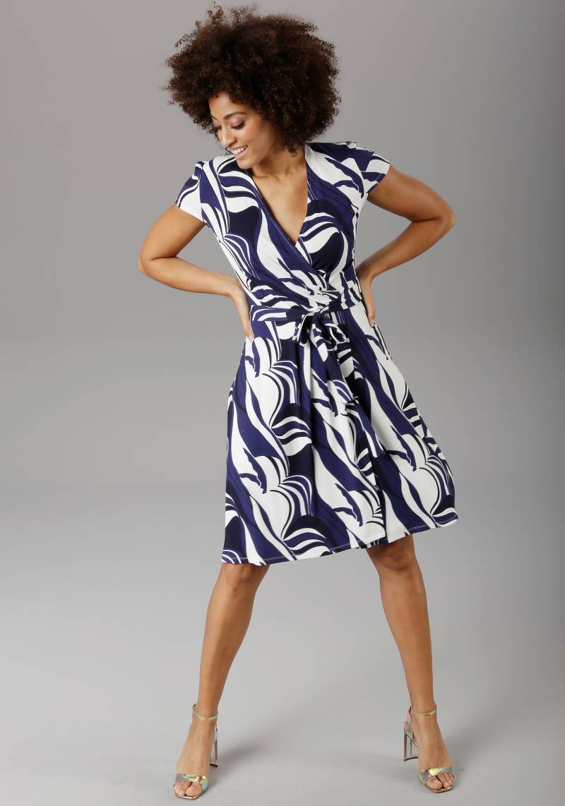 Aniston SELECTED Sommerkleid, mit grafischem Druck von Aniston Selected