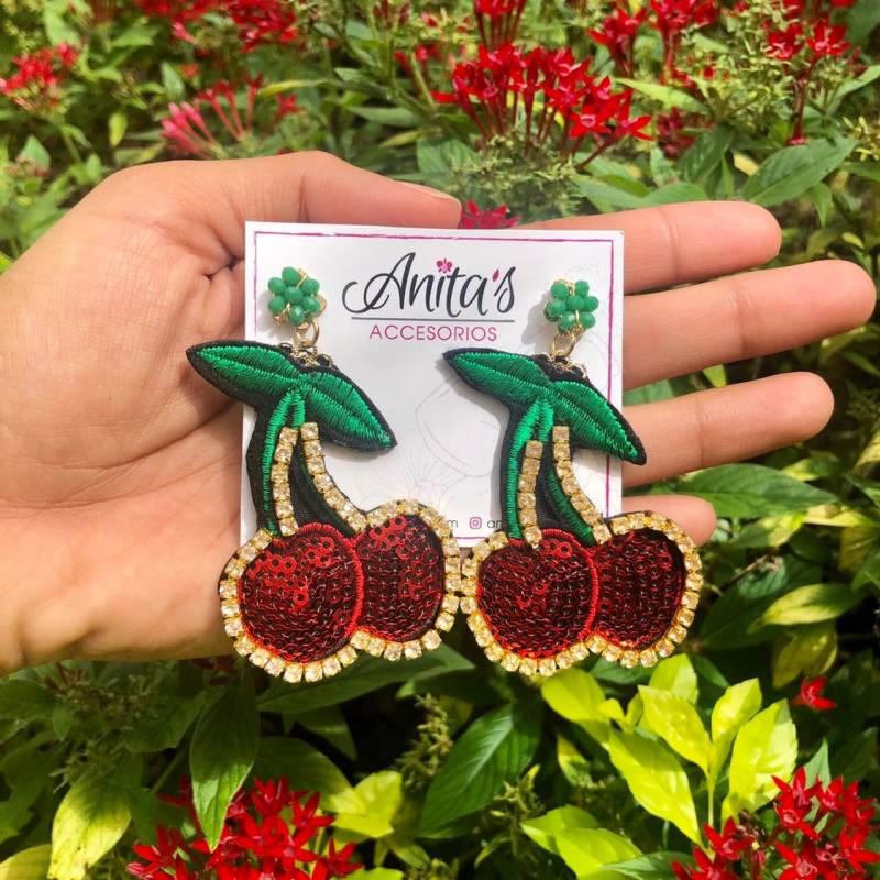 Kirschen Ohrringe, Handgemachte Obst Tropfen Große Statement Kirsch Patch Ohrring, Obst Ohrringe, Obst Ohrringe von AnitasAccesorios