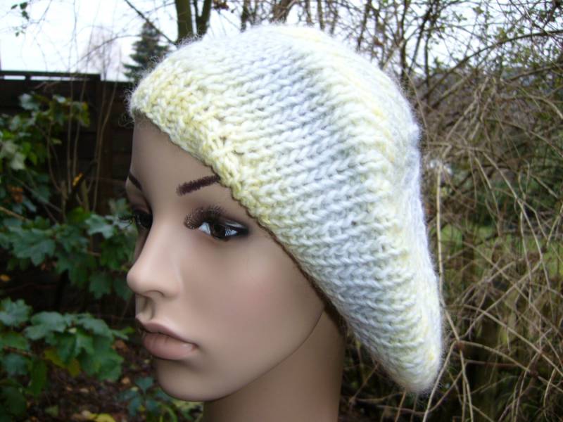 Baskenmütze in Farbverlaufsgarn Von Gelb Nach Grau von AnjaClauberg