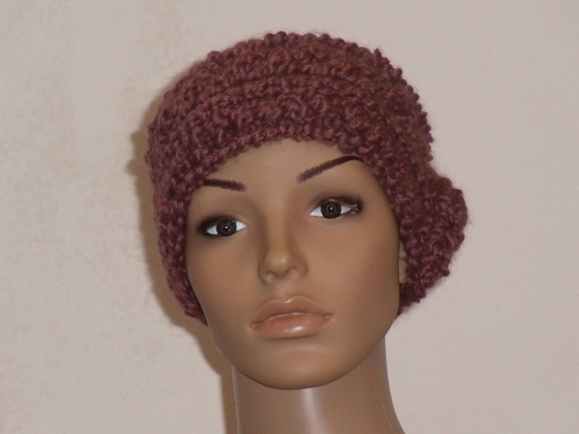 Gestrickte Weiche Kappe in Altrosa von AnjaClauberg