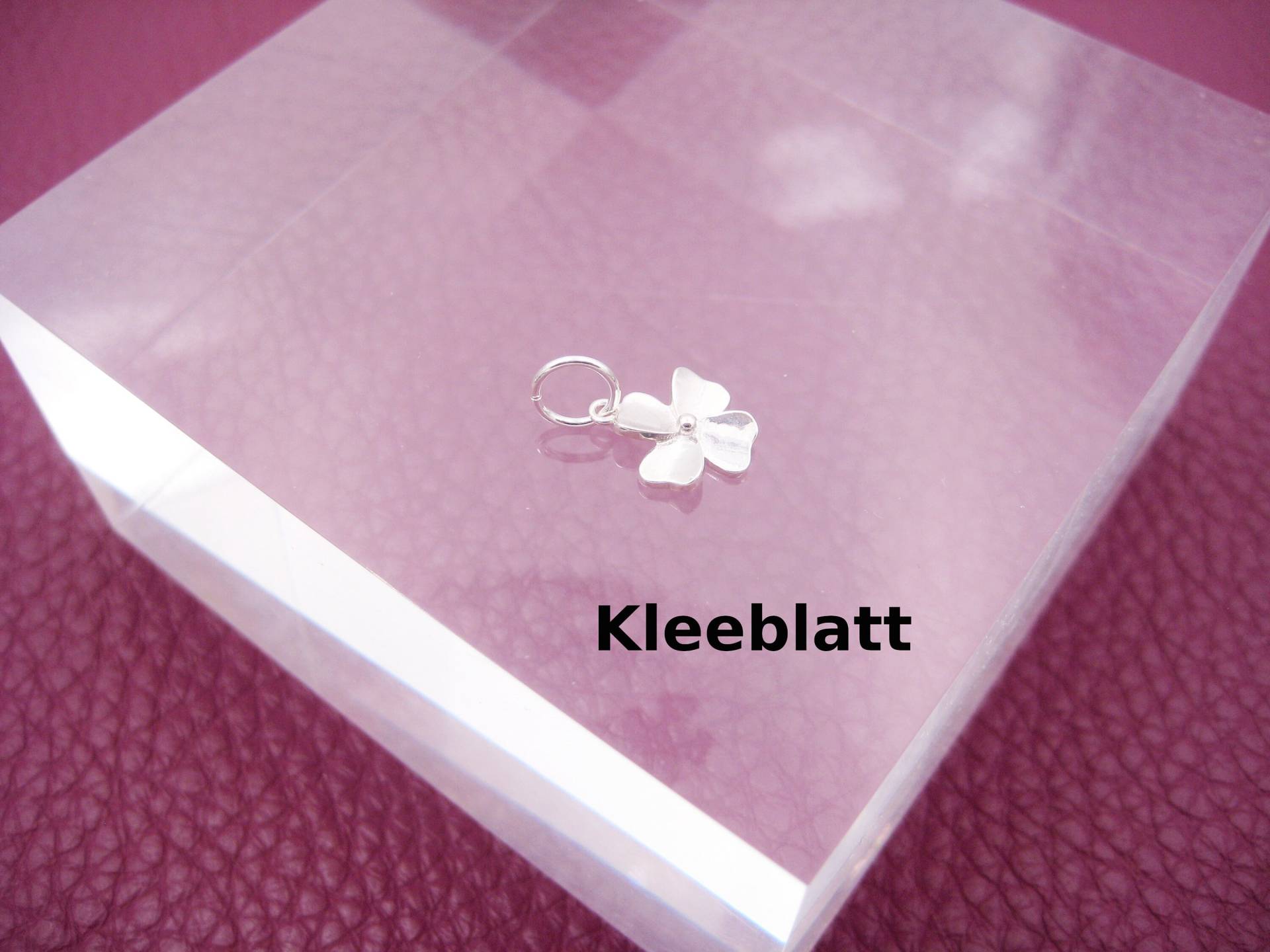 Kettenanhänger Kleeblatt, Glücksbringer, Lucky Charm, 925 Silber, Sterling Charm Kleiner Anhänger Kettenanhänger Kleeblatt, Glücksbringer, Lucky Charm, 925 Silber, Sterling Charm Kleiner Anhänger von AnjasCharmwelt