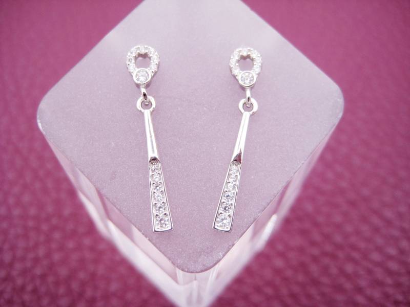 Ohrstecker Mit Zirkonia, Sterling Silber, Glitzerohrringe, Ohrringe Silber, 925 Minimalistisch, Geschenk Für Sie Ohrstecker Mit Zirkonia, Sterling Silber, Glitzerohrringe, Ohrringe Silber, 925 Minimalistisch, Geschenk Für Sie von AnjasSchmuckwelt