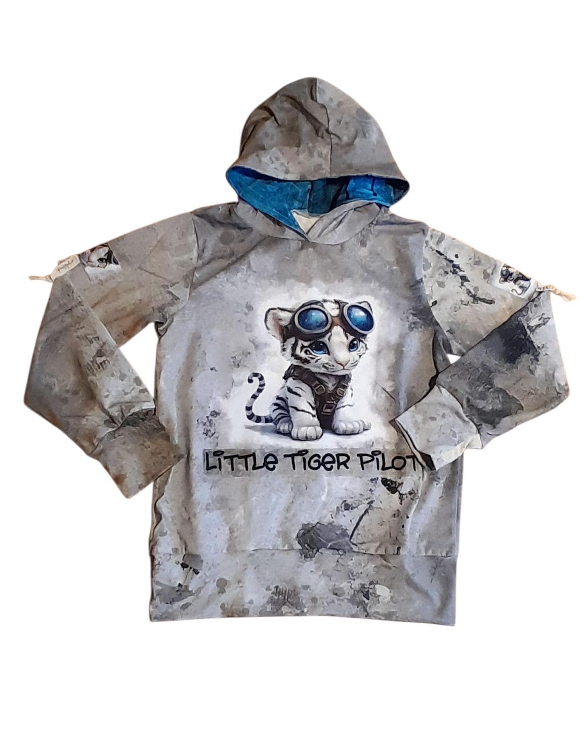 Sweatshirt in Größe 134 Mit Coolem Motiv von AnjasStyle